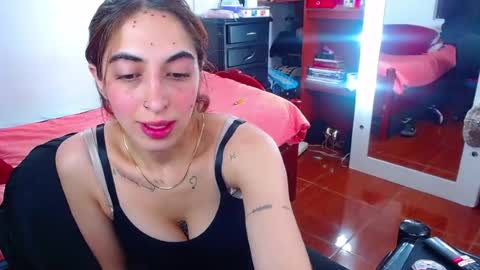Snapshot of sophia_greey chatting on 07-16-26, 09:21 sophia_greey online show from 07-16-26, 09:21