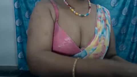 Snapshot of sophia_indian chatting on 04-24-26, 05:21 Sophia Tamil online show from 04-24-26, 05:21