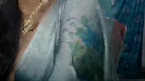 Snapshot of sophia_indian chatting on 04-28-26, 05:23 Sophia Tamil online show from 04-28-26, 05:23