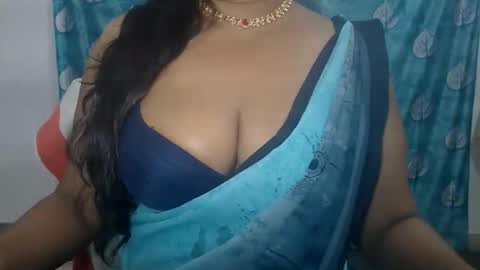 Snapshot of sophia_indian chatting on 04-30-26, 06:09 Sophia Tamil online show from 04-30-26, 06:09