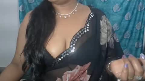 Snapshot of sophia_indian chatting on 05-02-26, 06:40 Sophia Tamil online show from 05-02-26, 06:40