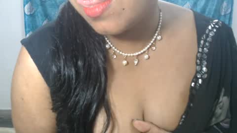 Snapshot of sophia_indian chatting on 07-08-26, 08:08 Sophia Tamil online show from 07-08-26, 08:08