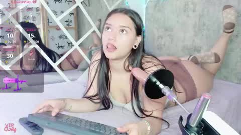 Sophie online show from 05-07-26, 02:22