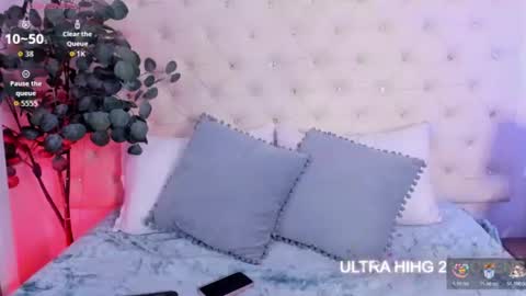 Snapshot of sophiaa_paris chatting on 07-18-26, 02:38 Sophia Paris online show from 07-18-26, 02:38