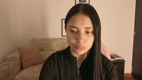 Snapshot of sophiacolemann chatting on 06-16-26, 01:52 sophiacolemann online show from 06-16-26, 01:52