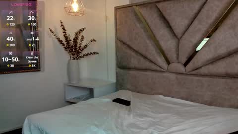 Snapshot of sophiacortes chatting on 02-27-25, 02:42 sophia cortes online show from 02-27-25, 02:42