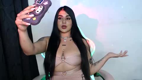 Snapshot of sophiadazza666 chatting on 06-01-26, 12:01 sophia online show from 06-01-26, 12:01