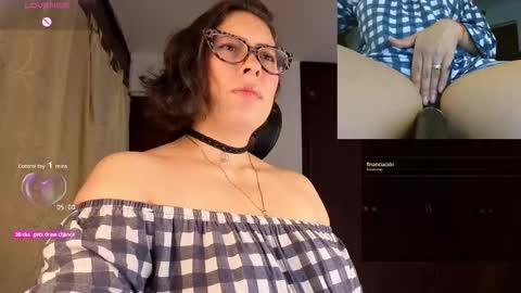 Sophia online show from 11-26-25, 11:06