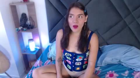 Snapshot of sophiagomez1 chatting on 09-18-25, 11:34 Sofia online show from 09-18-25, 11:34