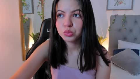 Snapshot of sophiahowland chatting on 02-11-26, 09:20 Sophia Howland online show from 02-11-26, 09:20