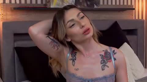 Snapshot of sophialace chatting on 07-04-26, 03:45 Sophia Lace online show from 07-04-26, 03:45