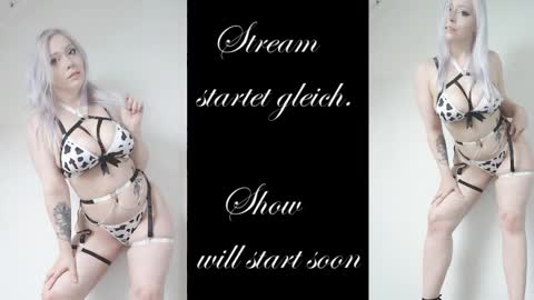 sophiascarlet96 online show from 09-24-25, 04:10