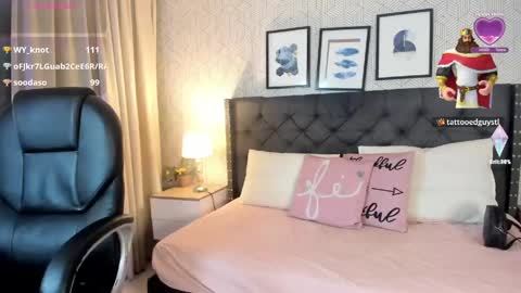 sophie__blare online show from 05-12-26, 07:11
