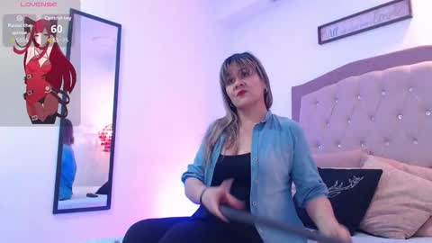 Sophie online show from 11-19-25, 08:20