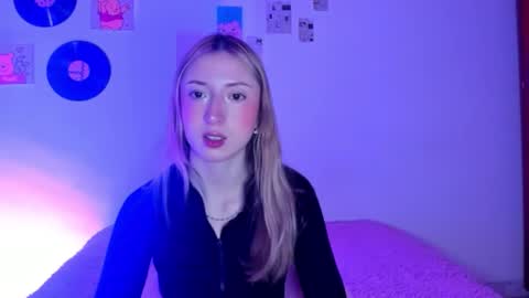 Sophie online show from 03-20-26, 08:08