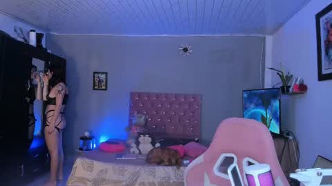 sophie doll online show from 07-19-26, 07:50
