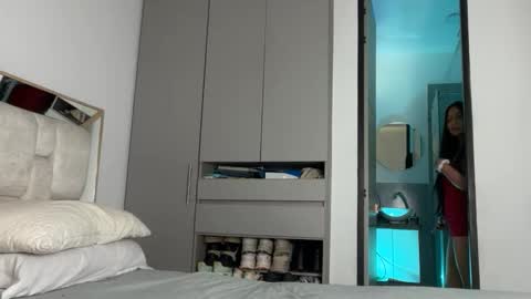 Sophie online show from 04-01-26, 10:29