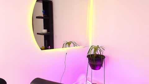  SOPHIE JANNER online show from 02-18-26, 07:10