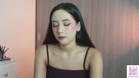 Sophie or Sof online show from 02-19-26, 01:01