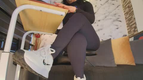 Sophie online show from 03-09-26, 12:09