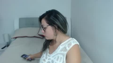 Snapshot of sophie_lopez1 chatting on 07-12-26, 03:08 Sofa online show from 07-12-26, 03:08