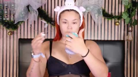 sophie_new25 online show from 12-16-25, 12:43