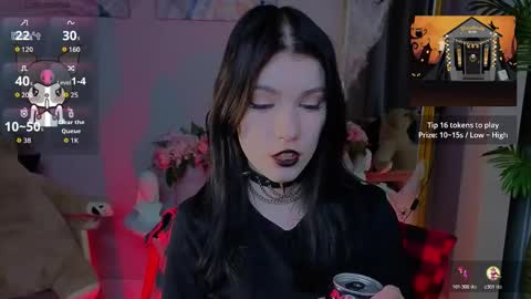 sophie_nomenal_ online show from 10-30-25, 08:53