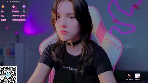 sophie_nomenal_ online show from 03-28-26, 06:29