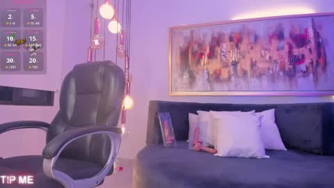 Sophie online show from 03-13-26, 11:33