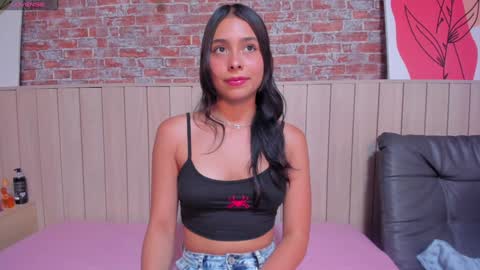 Sophie online show from 01-31-25, 06:14