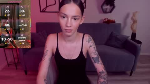 Snapshot of sophiecherrie chatting on 05-20-26, 12:50 Sophie online show from 05-20-26, 12:50