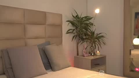 Sophie online show from 06-01-26, 11:56