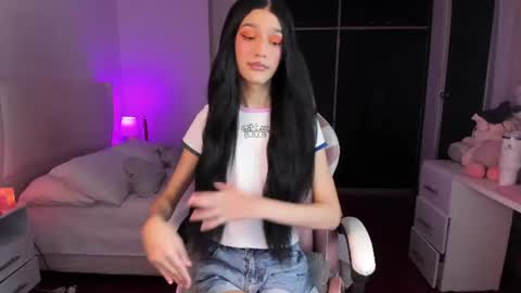 Snapshot of sophiecornett chatting on 06-30-26, 02:34 online show from 06-30-26, 02:34