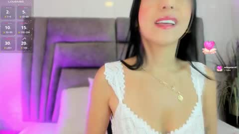 Sophie  online show from 11-10-25, 10:58