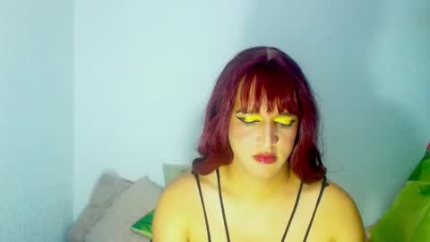 Snapshot of sophiehillsxo chatting on 01-15-25, 02:27 sophiehillsxo online show from 01-15-25, 02:27