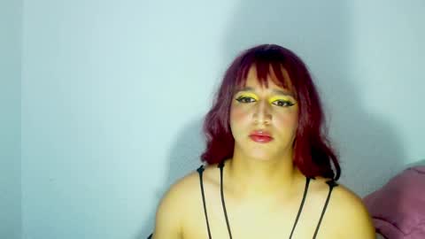 Snapshot of sophiehillsxo chatting on 01-15-25, 05:29 sophiehillsxo online show from 01-15-25, 05:29
