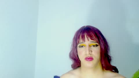 Snapshot of sophiehillsxo chatting on 03-05-25, 05:29 sophiehillsxo online show from 03-05-25, 05:29
