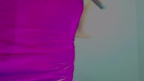 Snapshot of sophiehillsxo chatting on 10-02-25, 10:22 sophiehillsxo online show from 10-02-25, 10:22