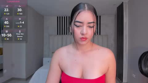 Sophie online show from 11-30-25, 11:31