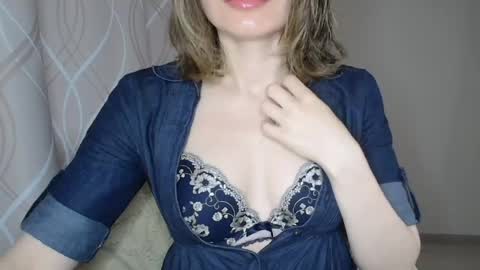 Sophiemisss online show from 05-14-26, 05:36