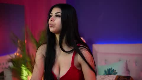  Sophie  online show from 01-12-26, 06:13