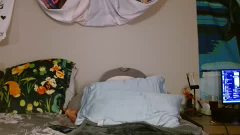 SophiePine online show from 02-27-26, 03:17