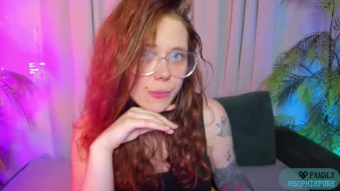 Sophie online show from 10-06-25, 09:12