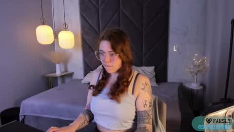 Sophie online show from 10-13-25, 09:04