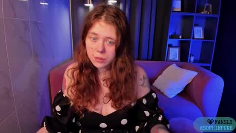 Sophie online show from 02-15-26, 08:05