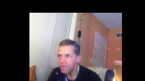 Snapshot of sophiestar12 chatting on 12-25-24, 03:28 Sophiestar online show from 12-25-24, 03:28