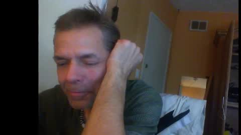 Snapshot of sophiestar12 chatting on 01-01-25, 02:30 Sophiestar online show from 01-01-25, 02:30