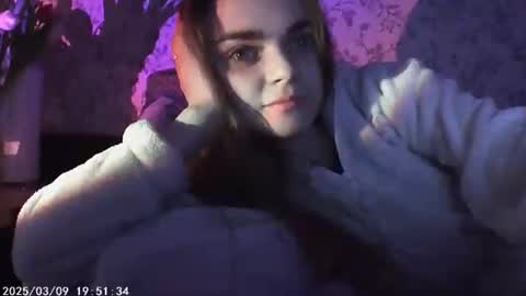 Sophie and my bestie Mandy    online show from 03-08-25, 09:51