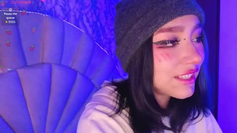 Snapshot of sophievv chatting on 05-11-26, 06:27 Sophie online show from 05-11-26, 06:27