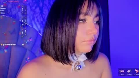 Snapshot of sophievv chatting on 05-21-26, 06:15 Sophie online show from 05-21-26, 06:15